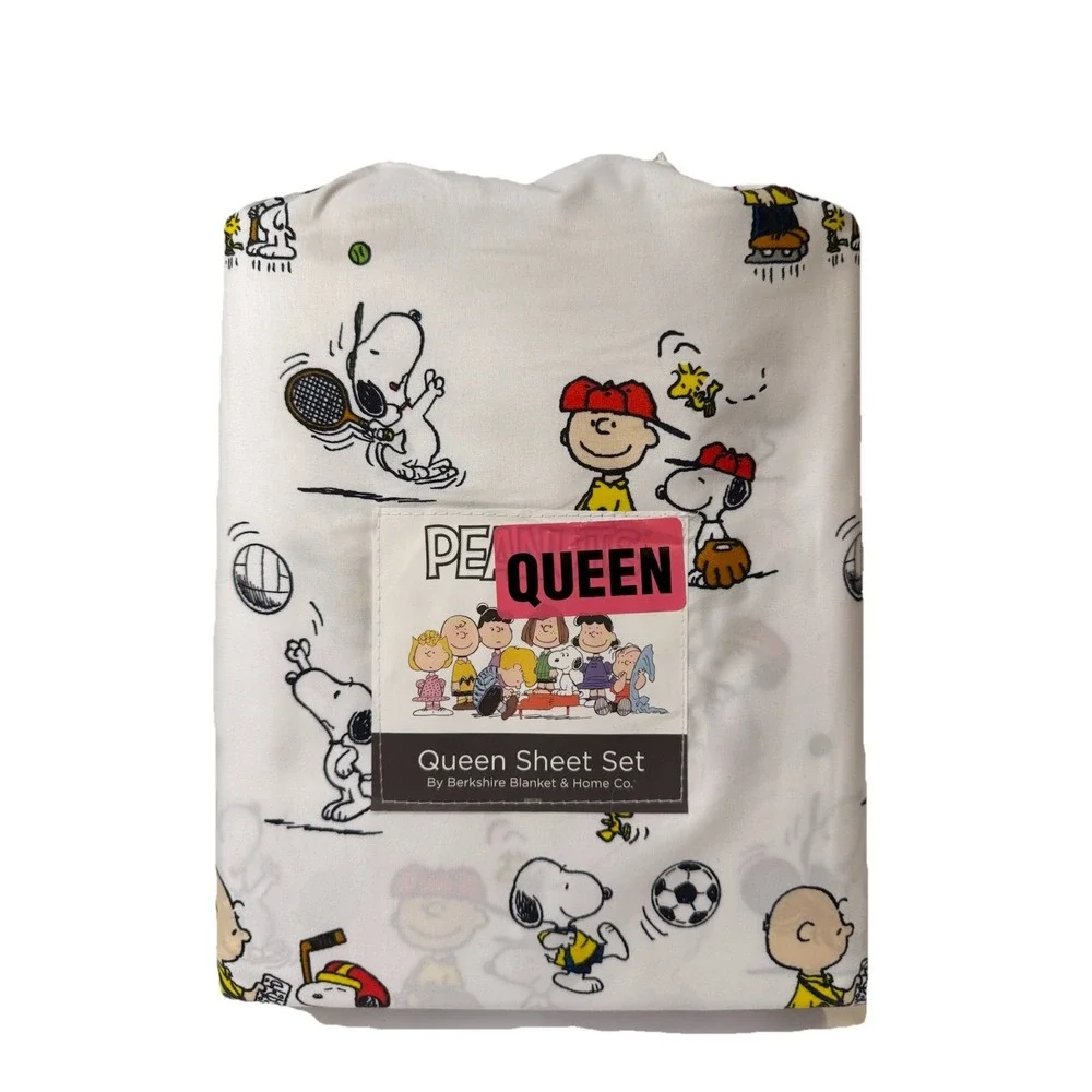 Peanuts‎ Snoopy Sports Theme 4 PC Queen Bed Sheet Set NEW